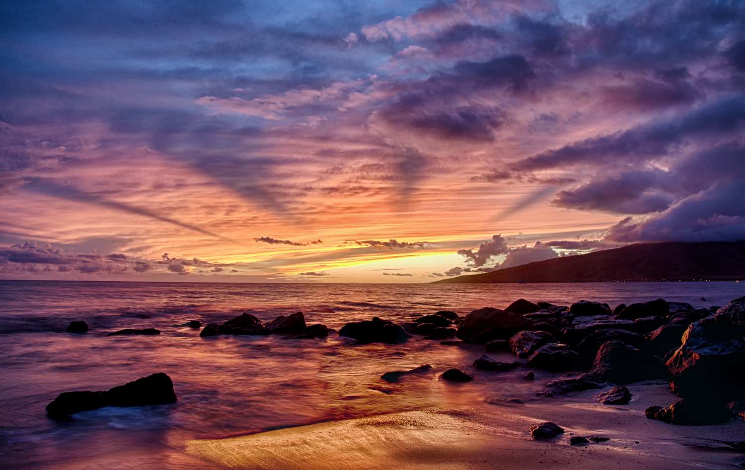 Rays at Kihei   Sunset Photograph from Maui